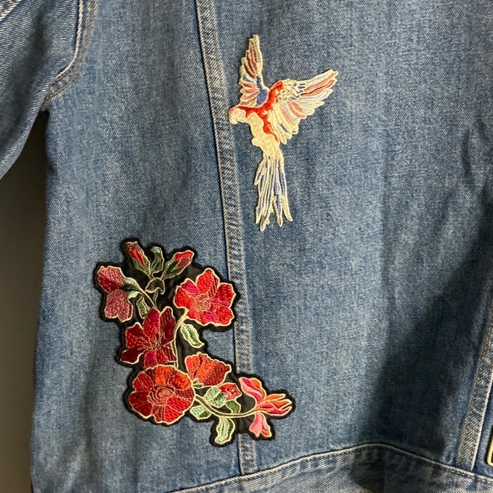 Aritzia Little Moon Dianthus Blue Denim Jacket with Colorful patchwork small - Picture 7 of 11
